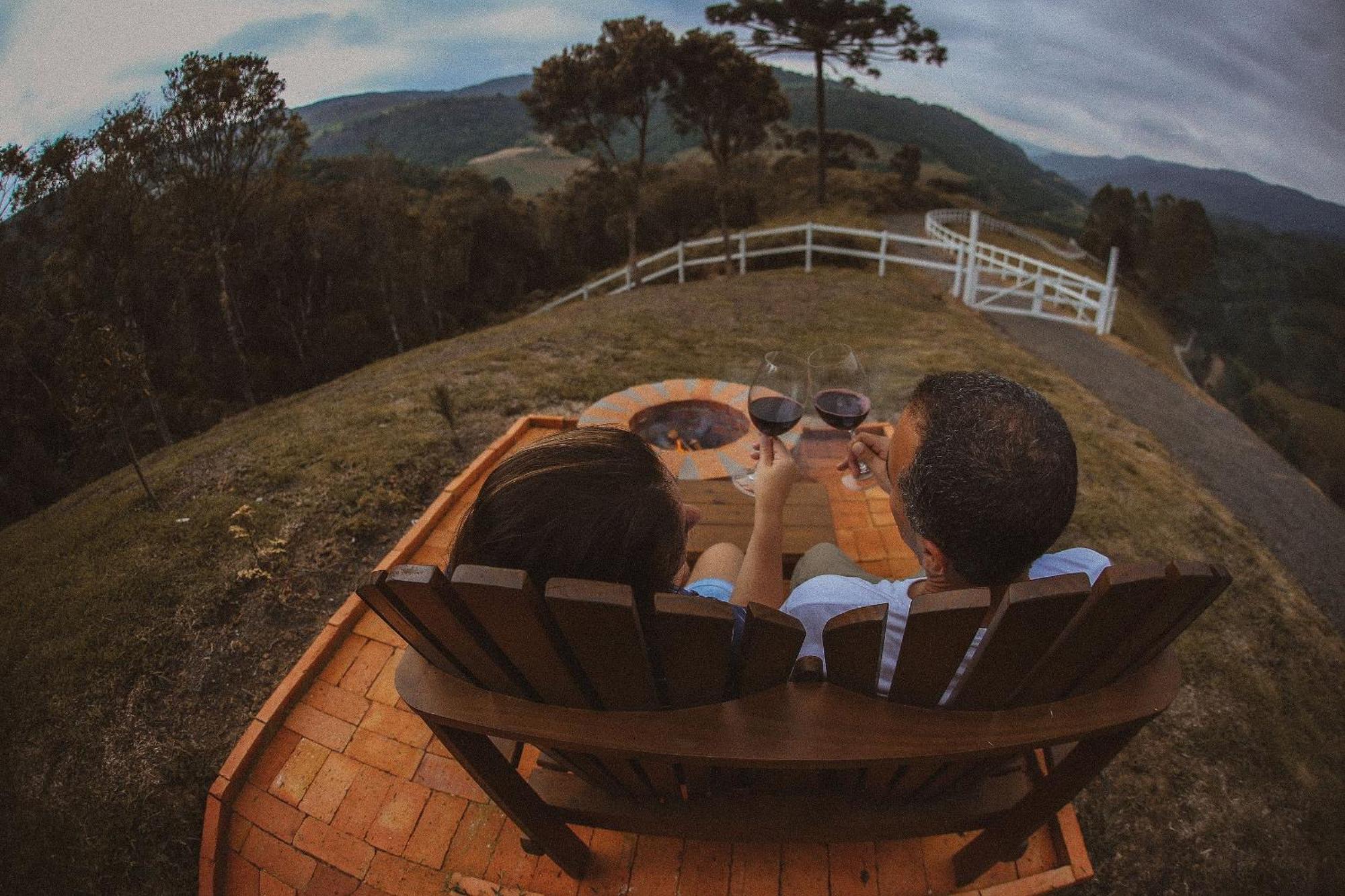 Alojamento de Turismo Selvagem Vivenda Le Vin Em Barracão