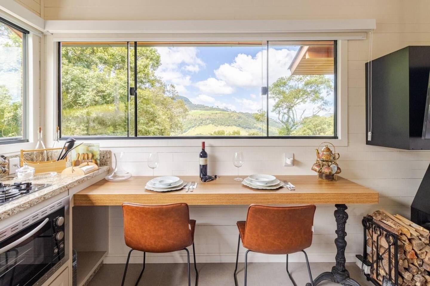Lodge Vivenda Le Vin Em
